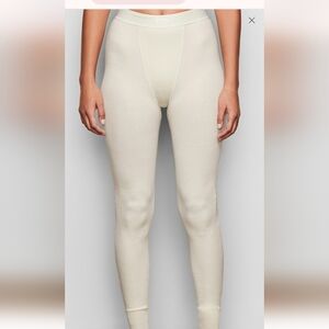 Cream Ribbed Leggings